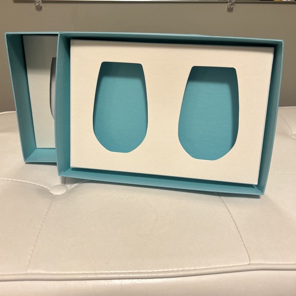 Tiffany & Co Box Only 10"x 7"x 4" Large Wine Glass Authentic Valentine's Day - Picture 9 of 13